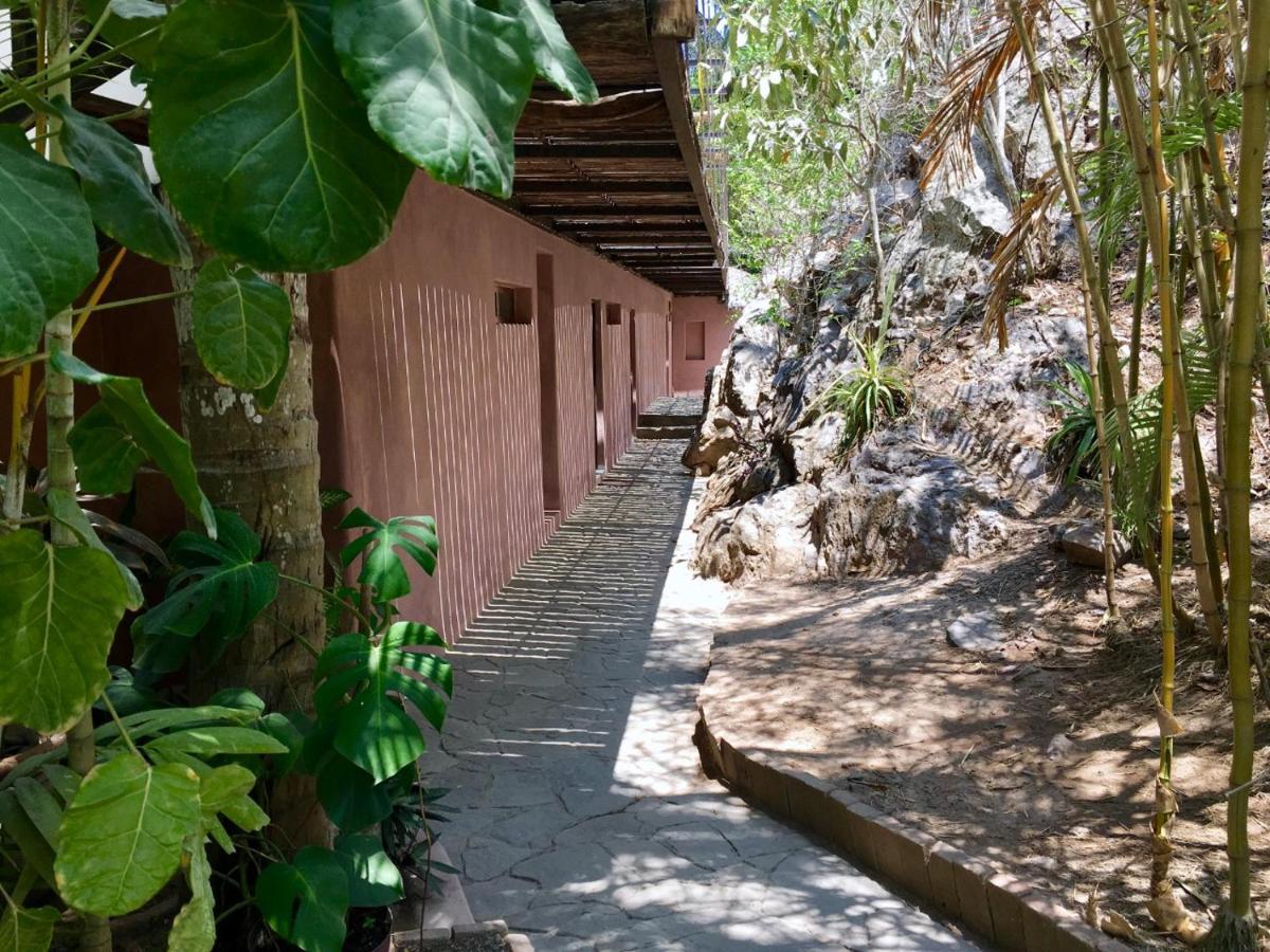 Hotel Boca De Iguanas La Manzanilla  Exterior photo